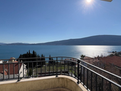 Apartments for sale in Herceg Novi with sea view 